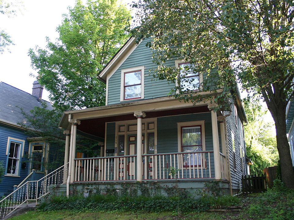 1st image of 719 NE Deery St #1