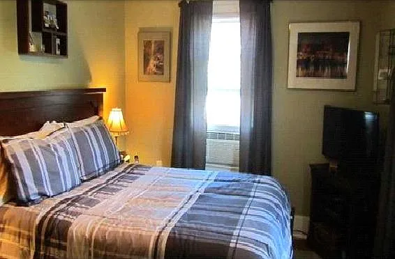 232 Robert Dr — Photo 3