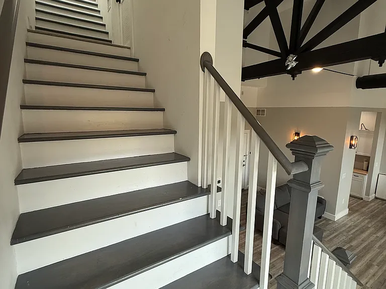 128 Monroe St — Photo 26