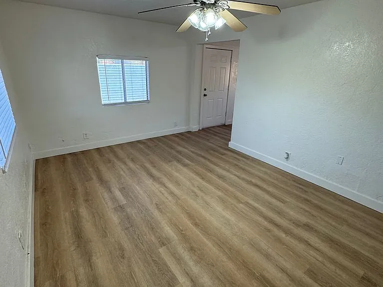 1821 E Virginia Ave — Photo 2