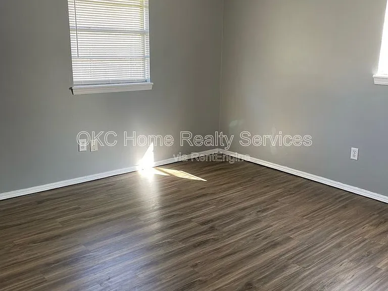 513 Sunnyside Pl — Photo 10