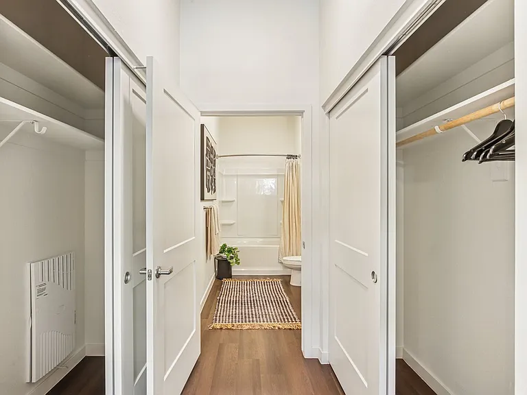 DC Heights Apartments — Photo 119