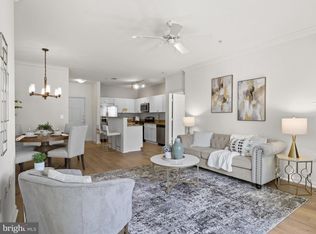 11326 Aristotle Dr #4-301, Fairfax, VA 22030