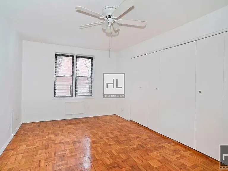 665 Thwaites Pl #1T — Photo 4