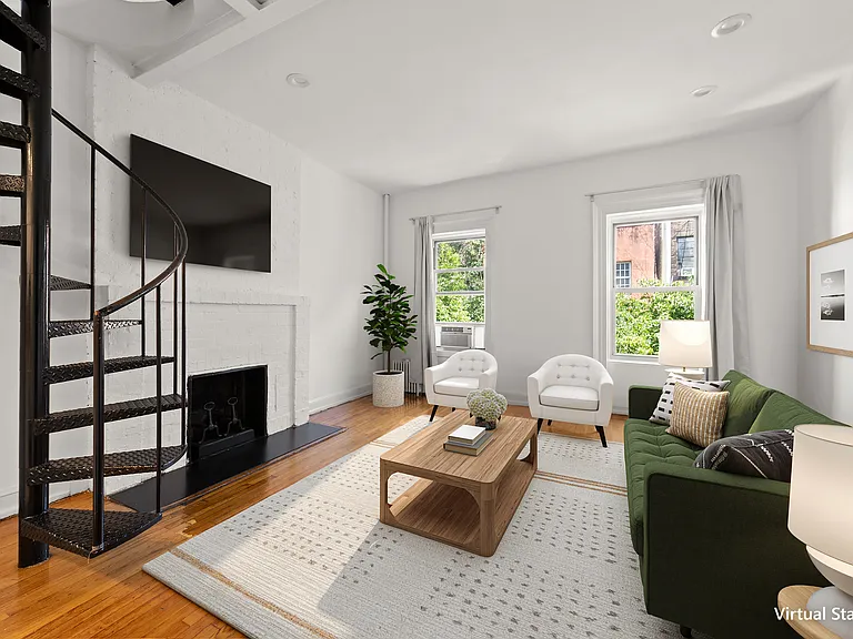 39 Charles St #6 — Photo 1