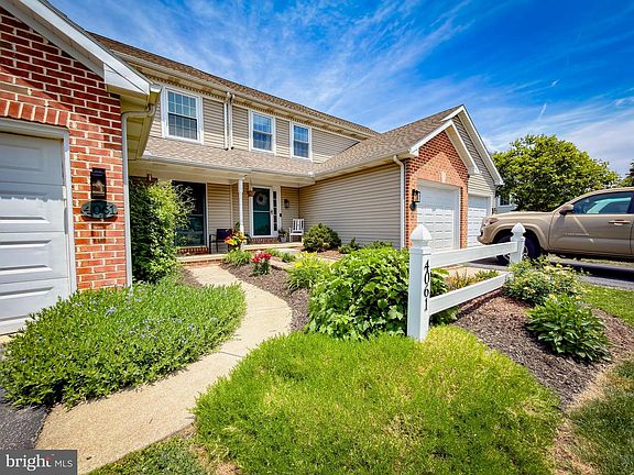 2nd image of 4061 Laurel Ln