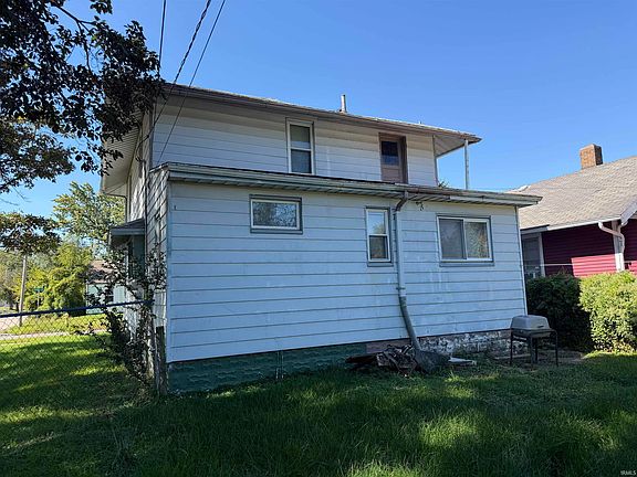 2nd image of 3029 Euclid Ave