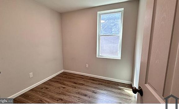 4th image of 2808 Pomeroy Rd SE #4