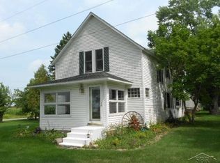 8980 Carter Rd, Freeland, MI 48623