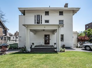 72 No Munn Ave, East Orange, NJ 07017