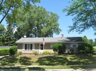 6318 N 119th St, Milwaukee, WI 53225