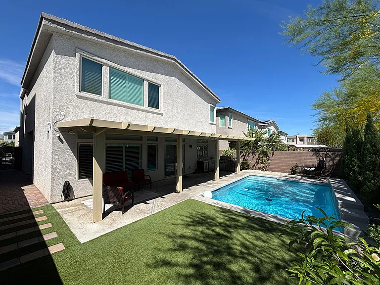 11194 Formosa Springs Ct — Photo 49