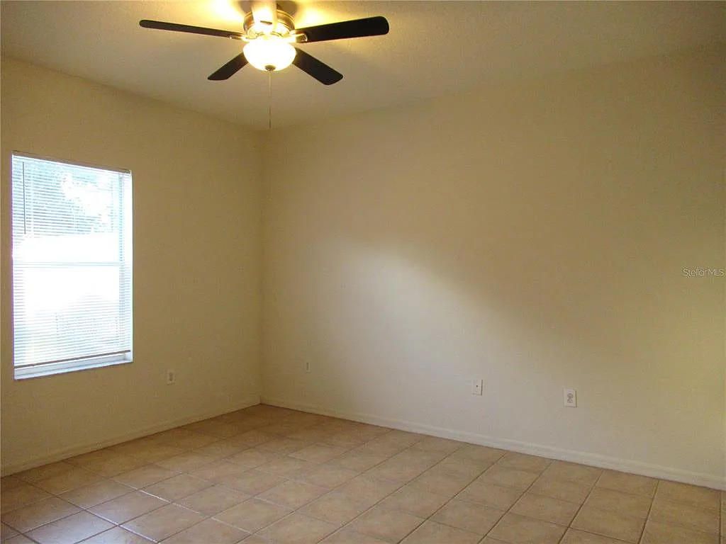 3 bed, 2.0 bath, 1413 sqft, $1,850 — Photo 3