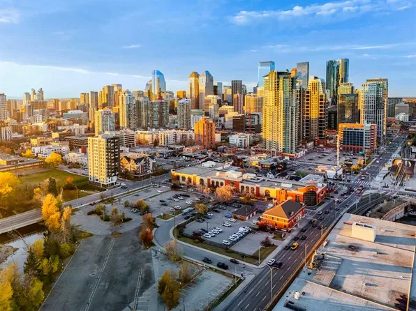 126 S 18th Ave SW, Calgary, AB T2S 0C5