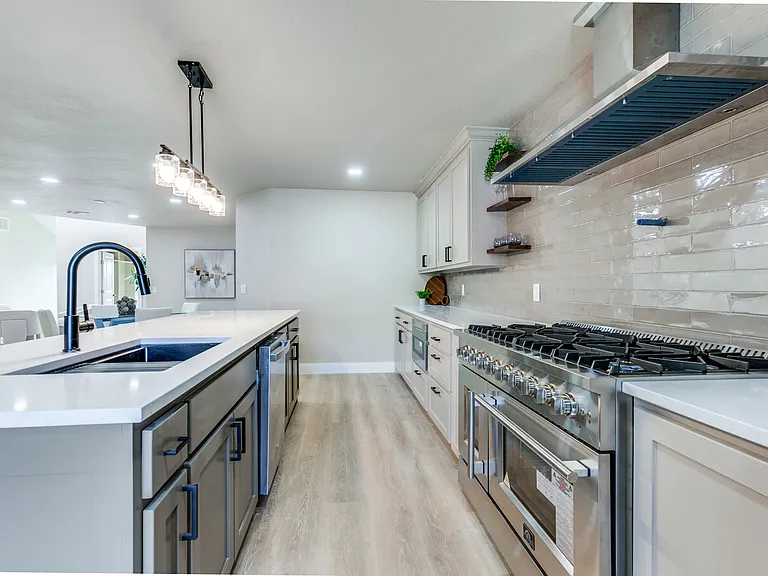 7212 Canongate Dr — Photo 16