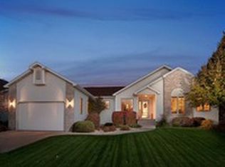 921 Eddington Dr, Sun Prairie, WI 53590