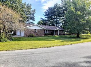 11508 N 1500th St, Paris, IL 61944