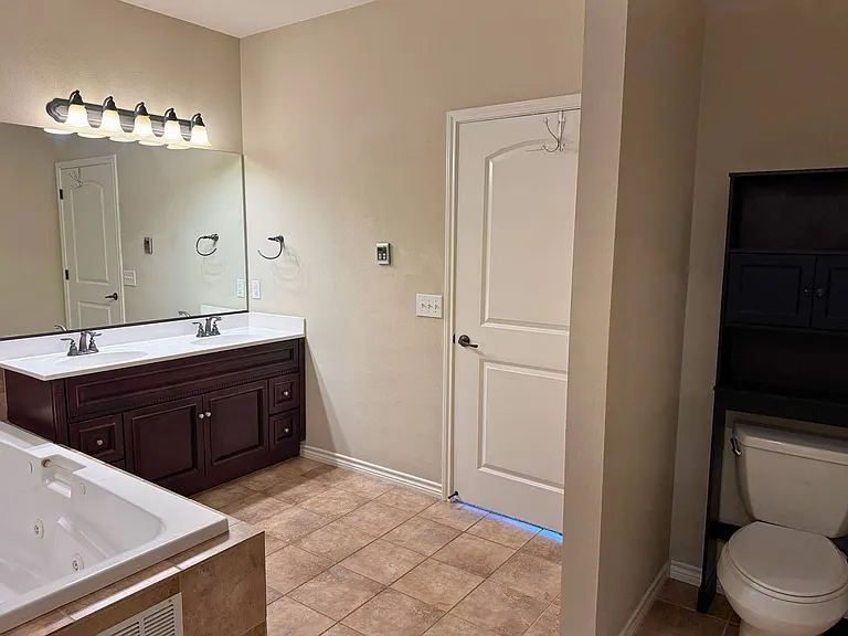3 Johnny Ct — Photo 29