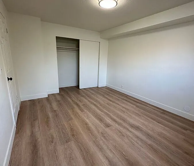 768 N Redwood Rd #12 — Photo 20