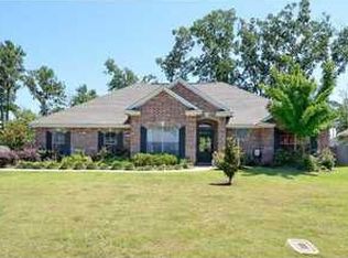 1871 Sparrow Rdg, Haughton, LA 71037