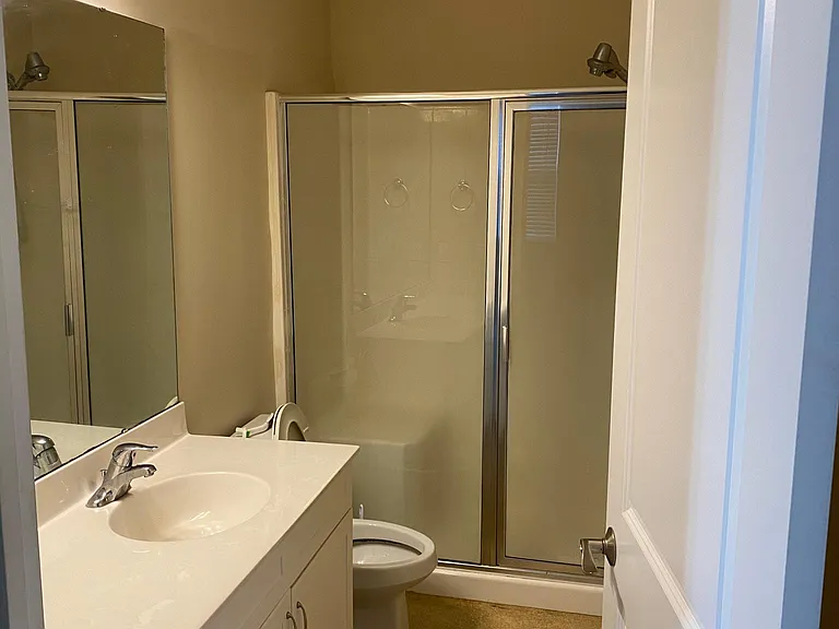 1308 Kenilworth Ave #420 — Photo 15