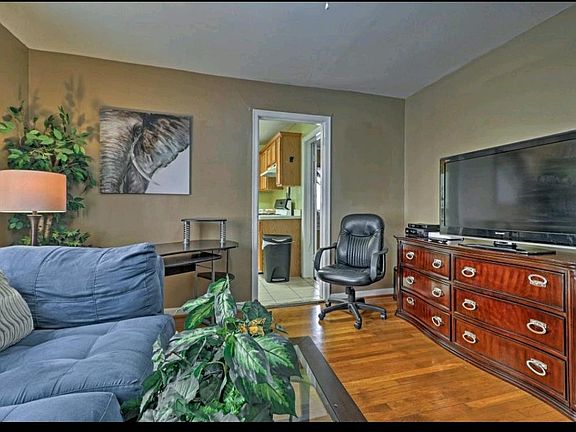 Family Room / BR #3