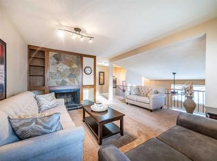 959 N Ranchview Cres NW, Calgary, AB T3G1A4