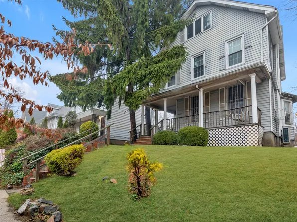 8421 120th St, Kew Gardens, NY 11415