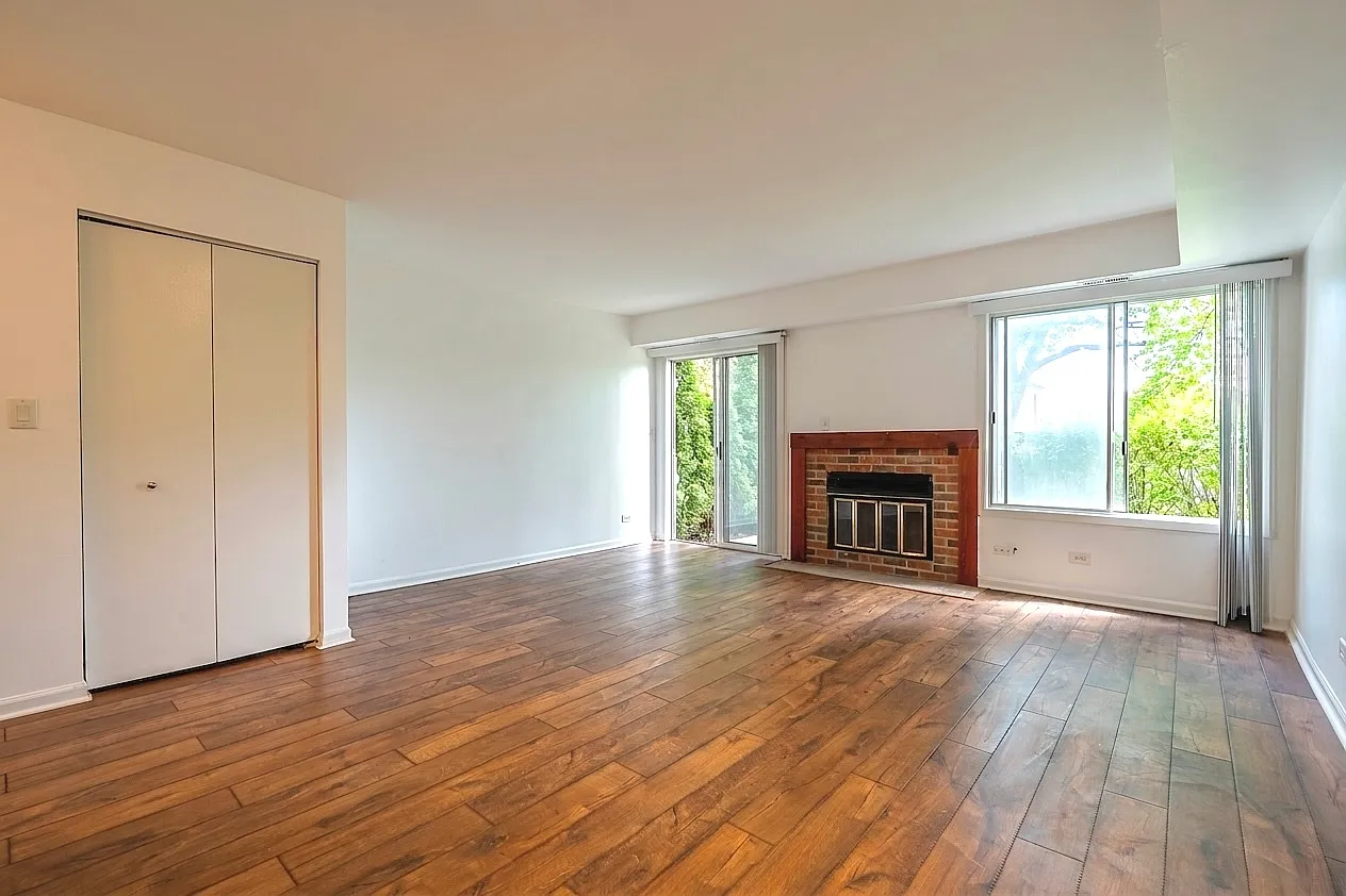 2 bed, 2.5 bath, 1250 sqft, $3,000 — Photo 3