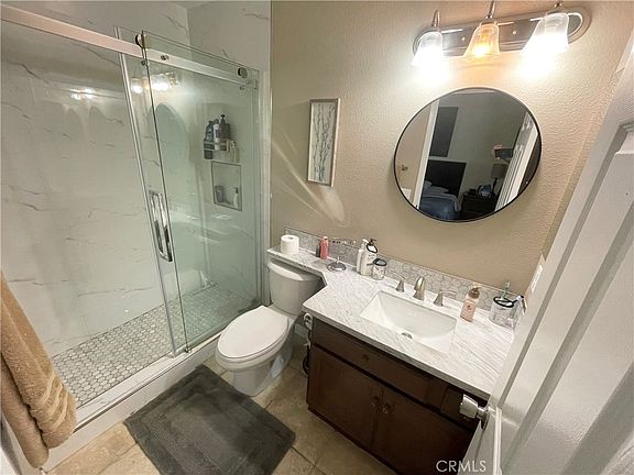 3rd image of 2522 W Calle Vista Dr
