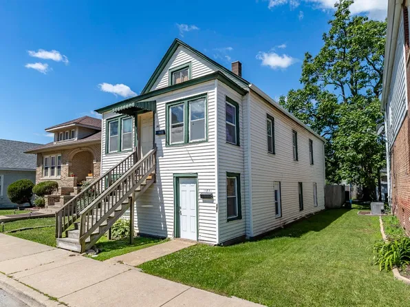 2604 Schrage Ave #1, Whiting, IN 46394