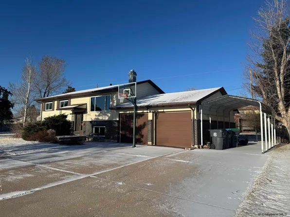 7106 Willshire Blvd, Cheyenne, WY 82009