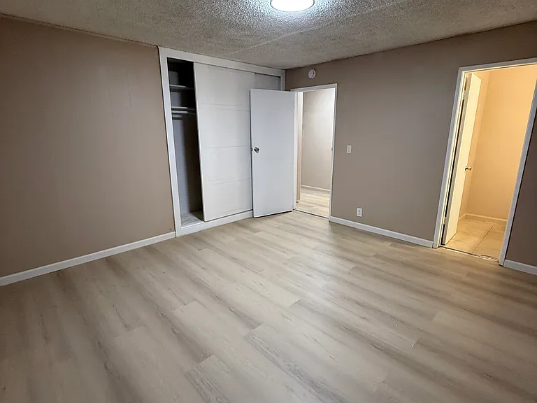 1394 Randy St #D — Photo 7
