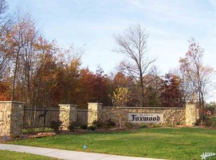 9906 Foxwood Psge, Fort Wayne, IN 46835