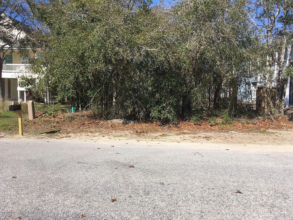2nd image of L-11 NE 4th Street LOT 11