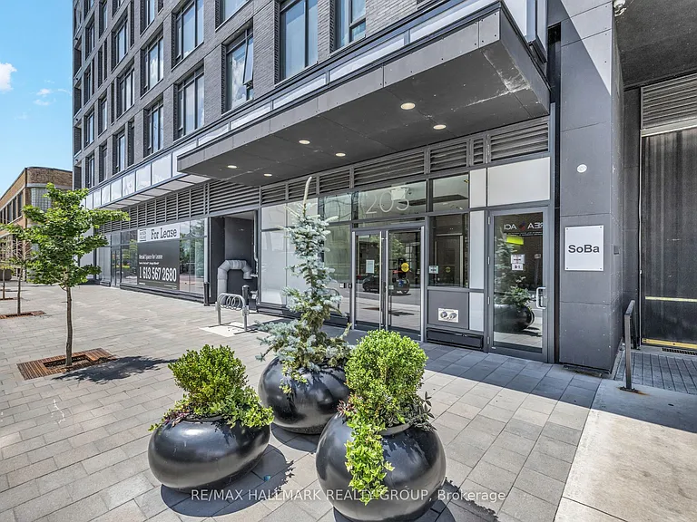 203 Catherine St #601 — Photo 3