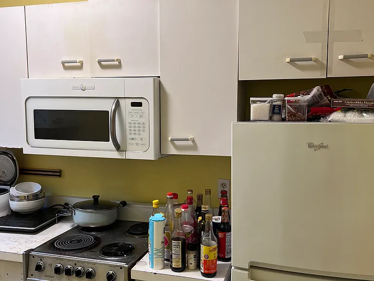 1677 Commonwealth Ave #10 — Photo 4