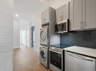 197 Franklin St APT 4L, Brooklyn, NY 11222