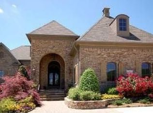 27 McMullen Ln SE, Gurley, AL 35748