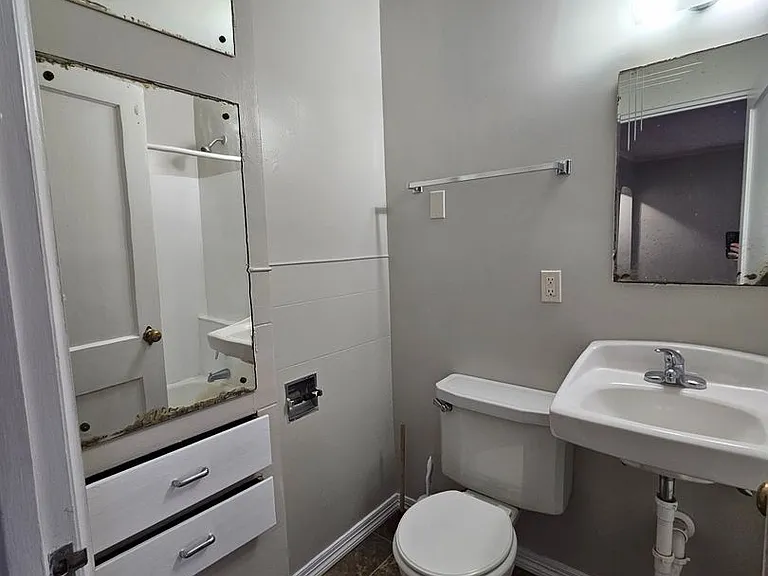 30 Jefferson St — Photo 22