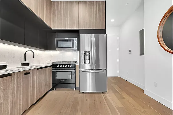 Rented by Corcoran | media 17