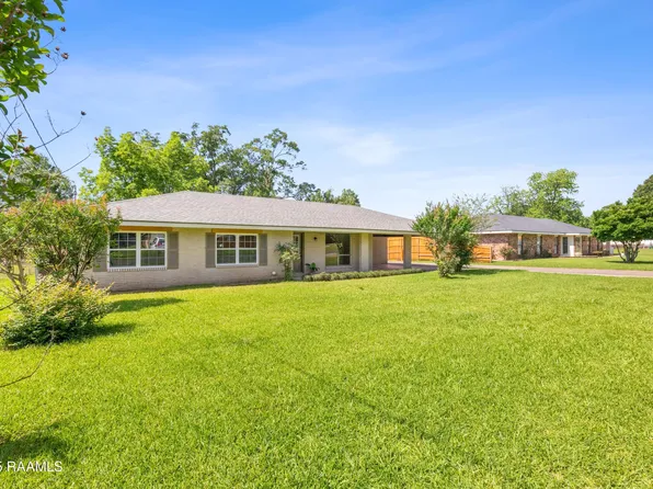 106 Lita Dr, Lafayette, LA 70507