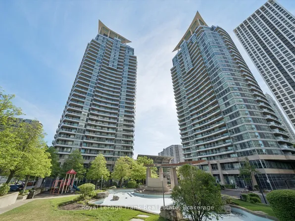 1 Elm Dr W #2405, Mississauga, ON L5B 4M1