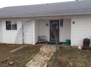 8545 E 2700th Rd, Harwood, MO 64750