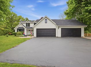 423 Bron Derw COURT, Wales, WI 53183
