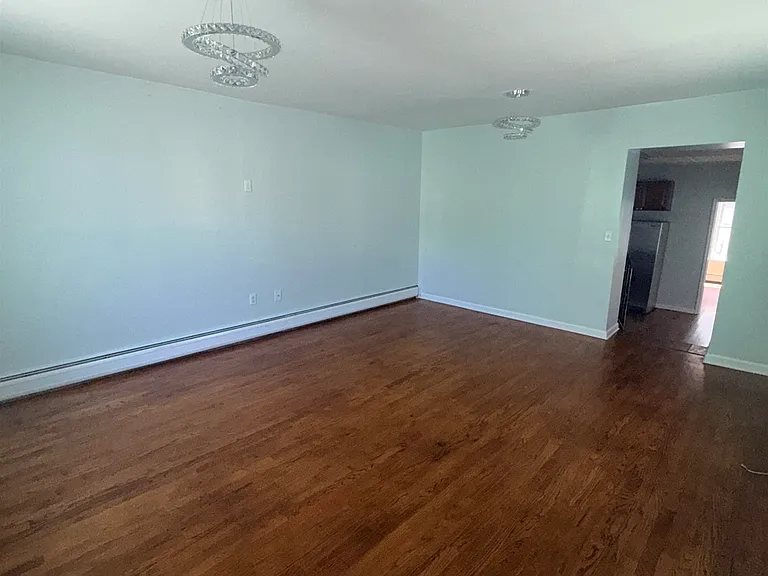 171 New York Ave #2 — Photo 3