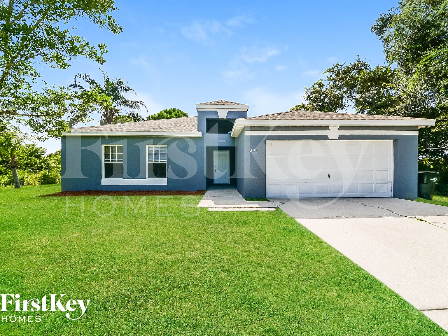 4 bed, 2.0 bath, 1400 sqft, $1,900 — Photo 1