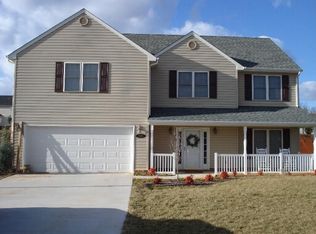 1125 Hupps Hill Ln, Forest, VA 24551