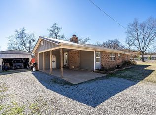 8911 Cattlemen Rd, Mulberry, AR 72947