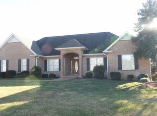 178 Meadow Brook Cir, Danville, VA 24541